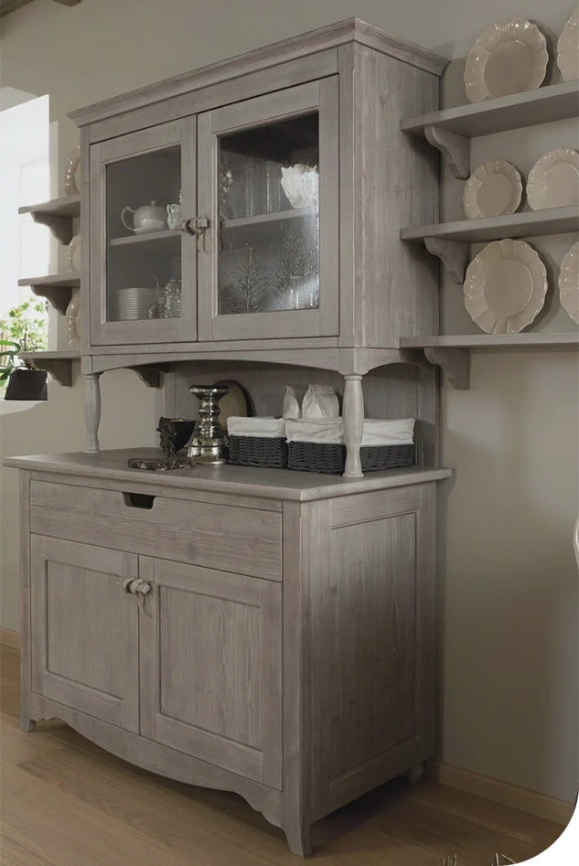 Credenza rustica toni sul grigio
